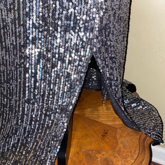 TOPSHOP Sequined Embellishment Midi Dress - Picture 5 of 8